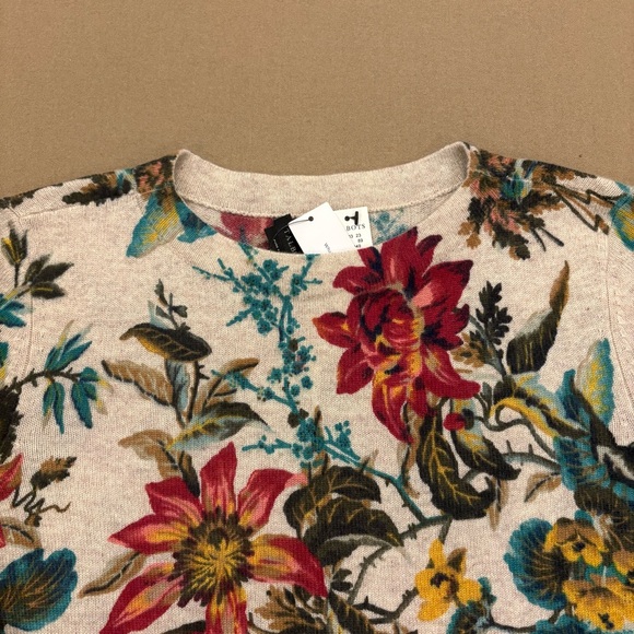 Talbots Audrey Splendid Floral 100% Cashmere Sweater 3/4 Sleeve Size Medium NWT - Picture 4 of 12